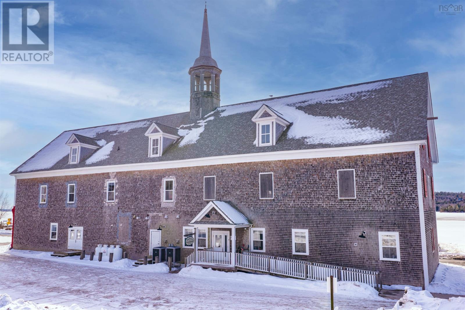 10 Ann Street, Shelburne, Nova Scotia  B0T 1W0 - Photo 28 - 202603273