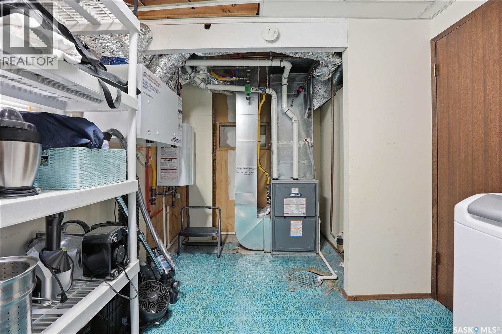 743 Coppermine Crescent, Saskatoon, Saskatchewan  S7K 4K8 - Photo 38 - SK030278