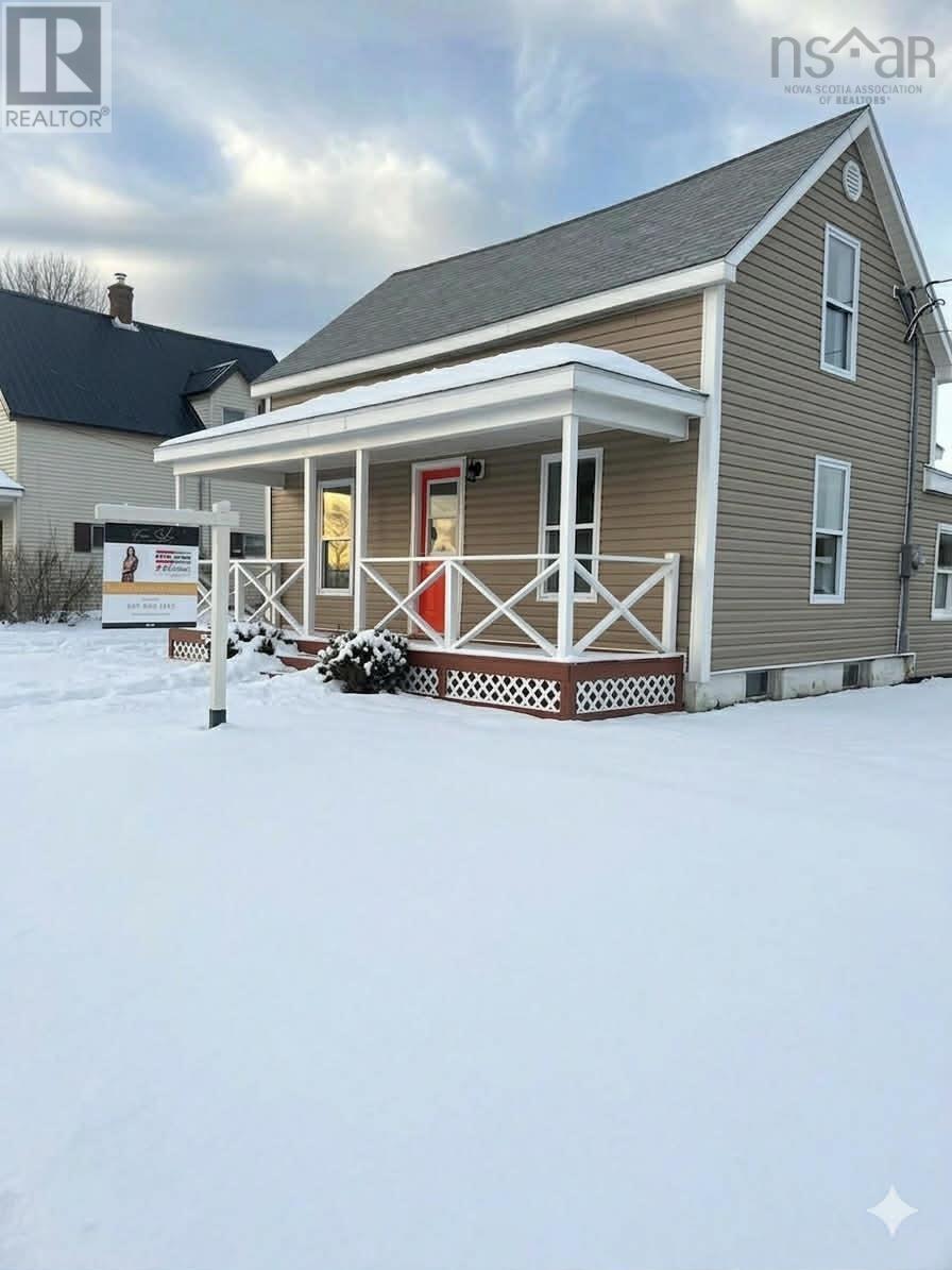 2172 North Street, Westville, Nova Scotia  B0K 2A0 - Photo 3 - 202604330