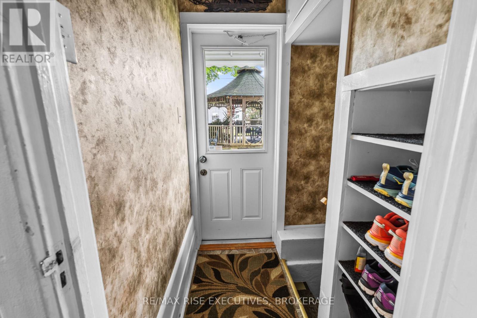 204 R33, Rideau Lakes, Ontario  K0G 1V0 - Photo 17 - X12642620