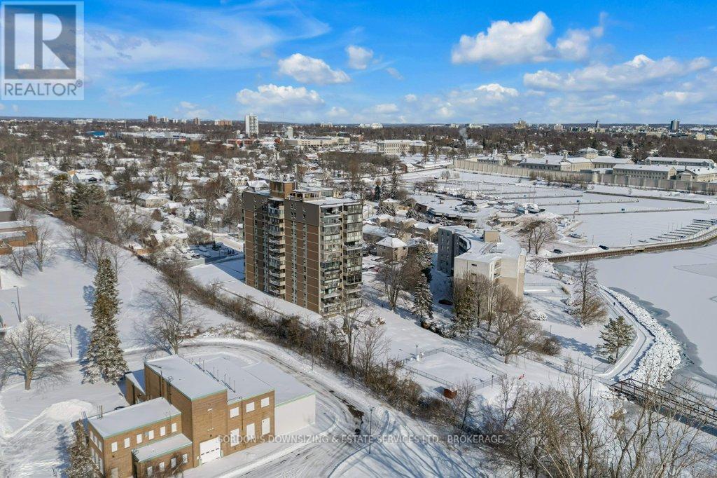 1003 - 2 MOWAT AVENUE, Kingston, Ontario