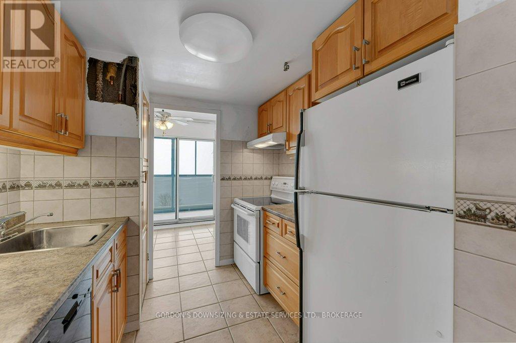 1003 - 2 Mowat Avenue, Kingston, Ontario  K7M 1K1 - Photo 5 - X12879294
