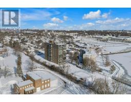 1003 - 2 MOWAT AVENUE, Kingston, Ontario