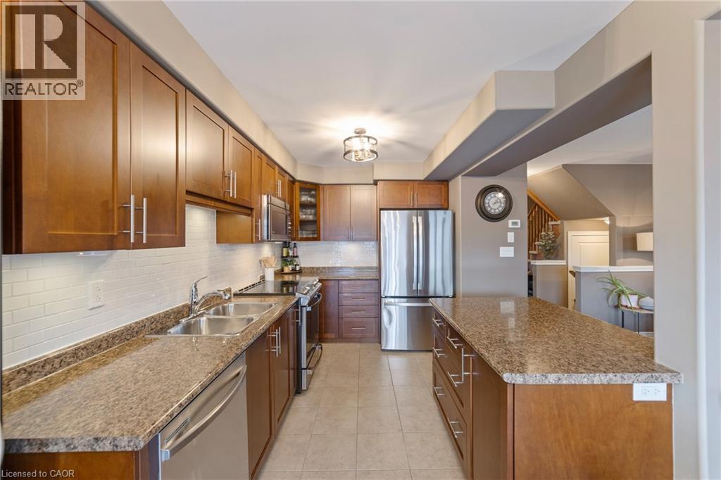 51 Cedar Street, Grimsby, Ontario  L3M 0B7 - Photo 12 - 40791826