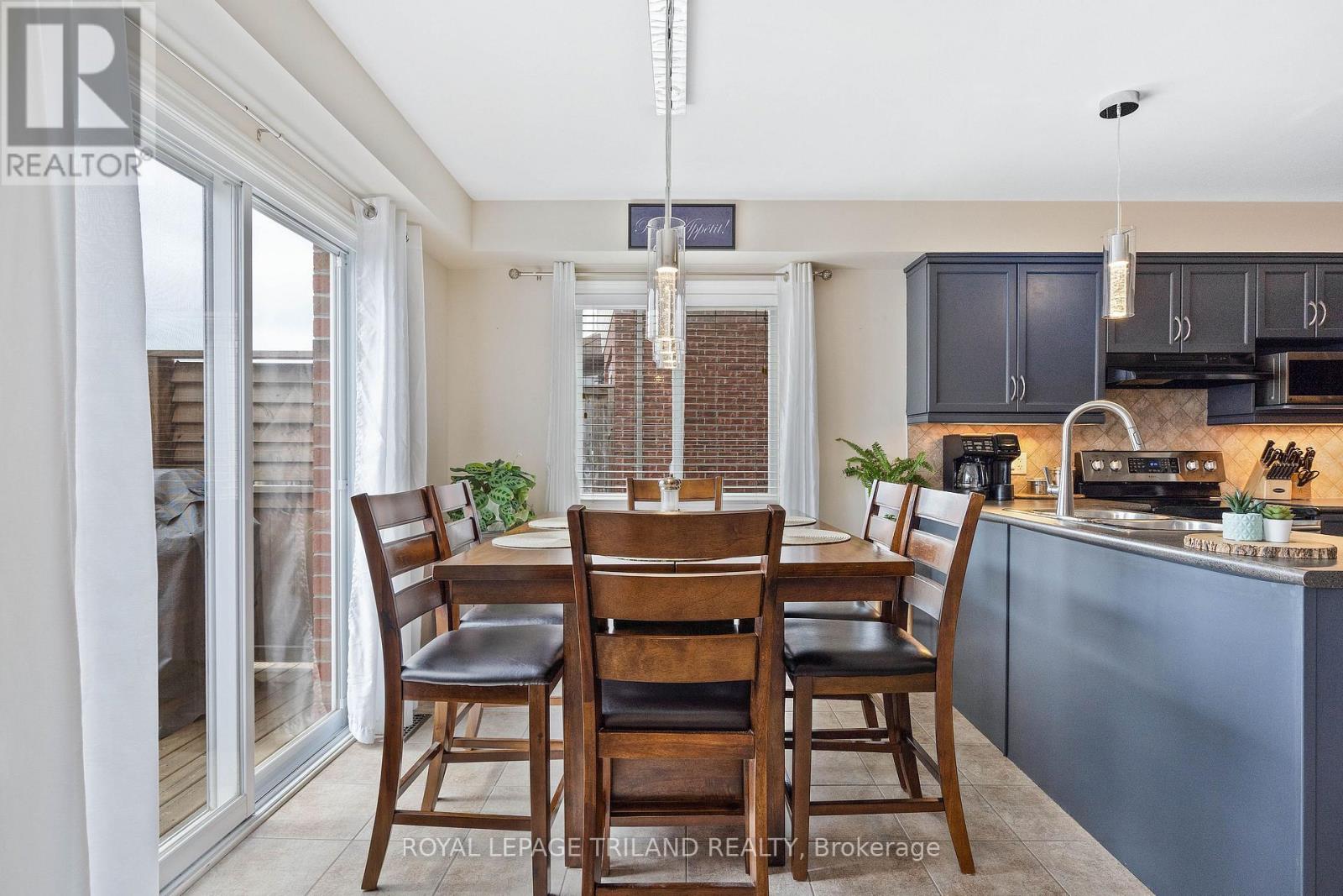 3268 Emilycarr Lane, London South, Ontario  N6L 0B2 - Photo 11 - X12879230