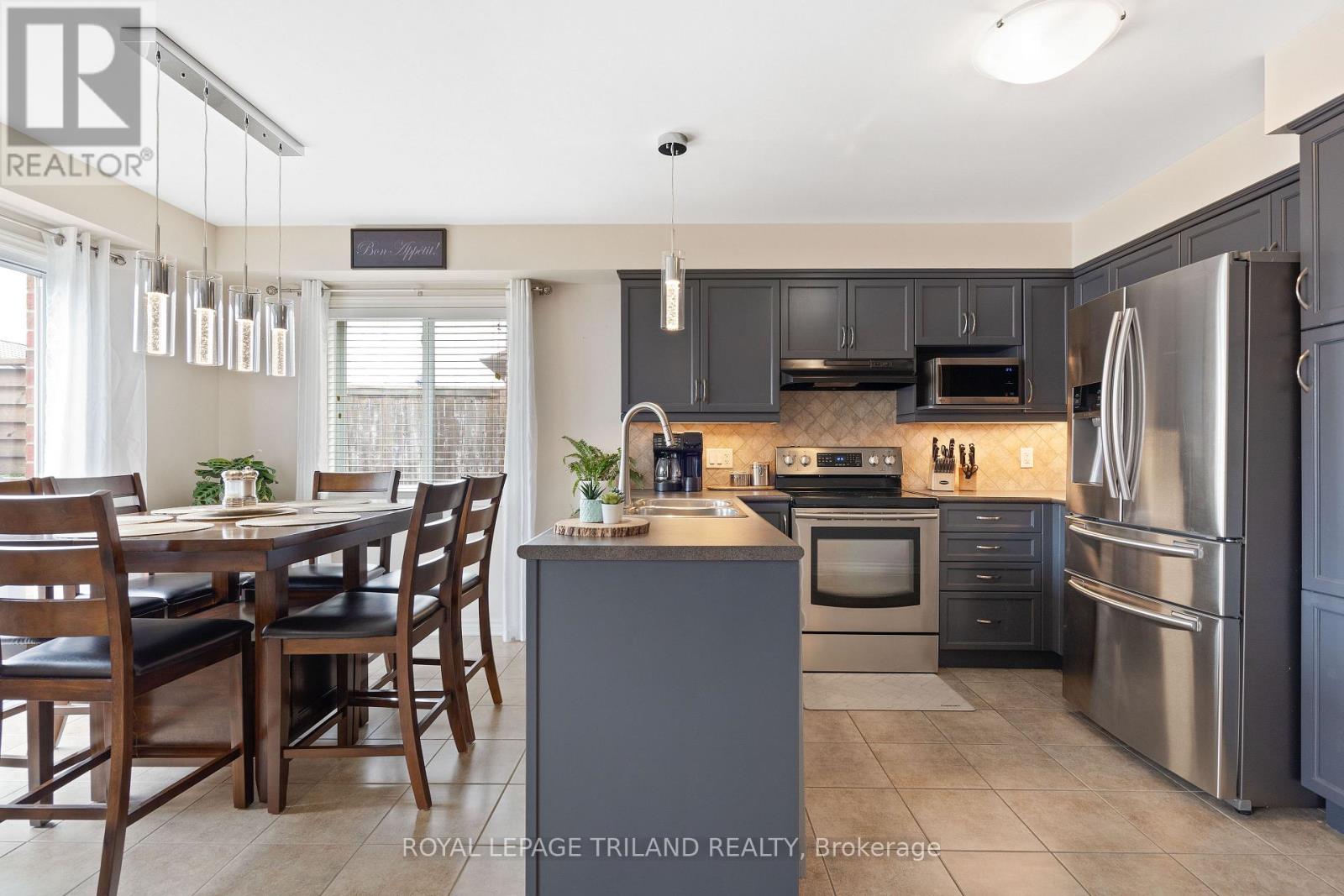 3268 Emilycarr Lane, London South, Ontario  N6L 0B2 - Photo 16 - X12879230