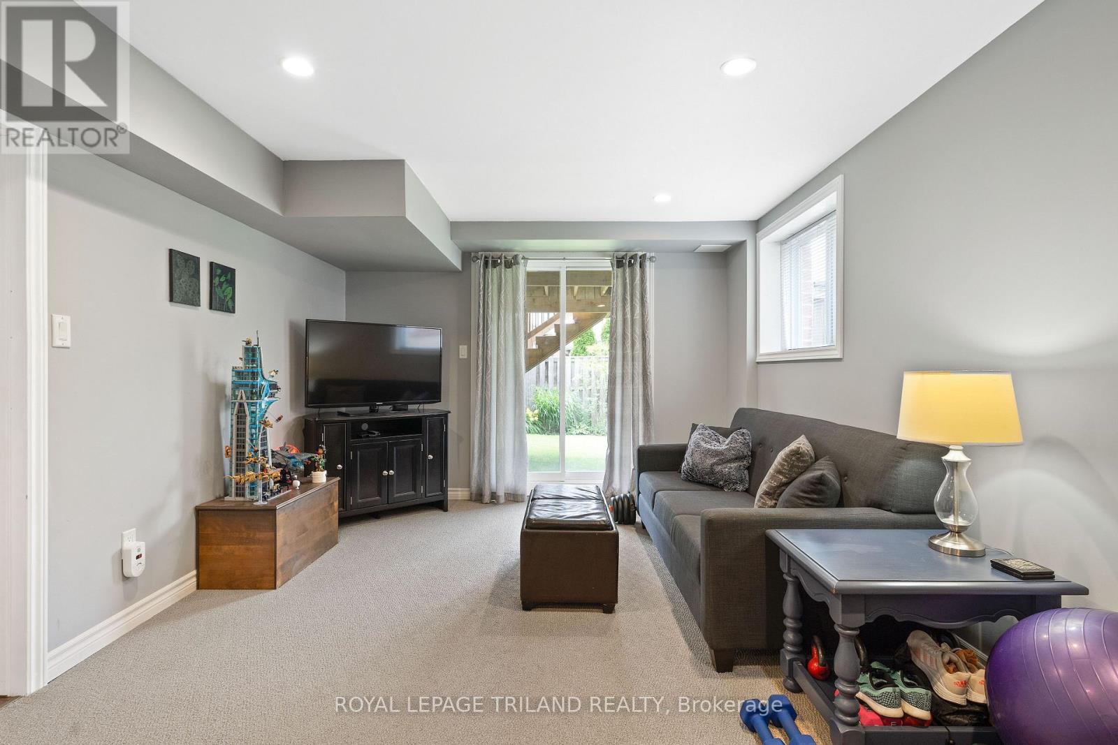 3268 Emilycarr Lane, London South, Ontario  N6L 0B2 - Photo 32 - X12879230