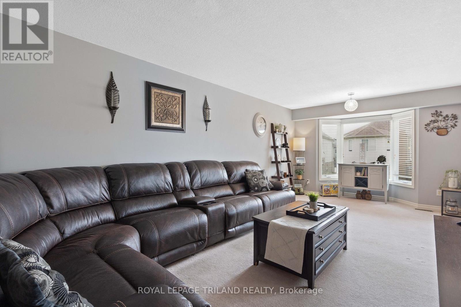 3268 Emilycarr Lane, London South, Ontario  N6L 0B2 - Photo 6 - X12879230