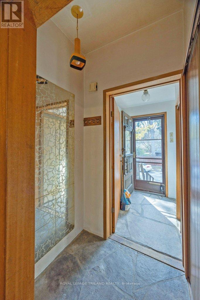 105 Walnut Street, London North, Ontario  N6H 1C3 - Photo 6 - X12879292