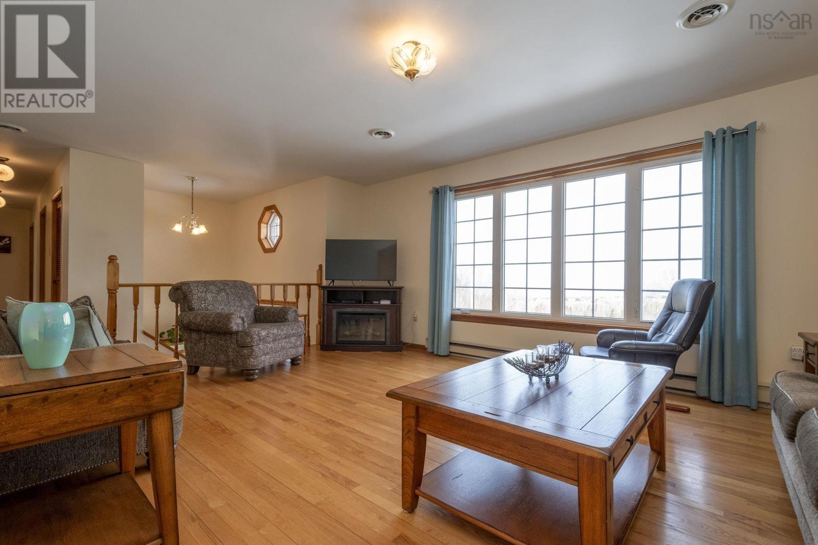 33 Oak Island Road, Avonport, Nova Scotia  B4P 2R3 - Photo 6 - 202604501