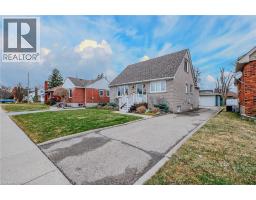 35 DOROTHY Street, Brantford, Ontario