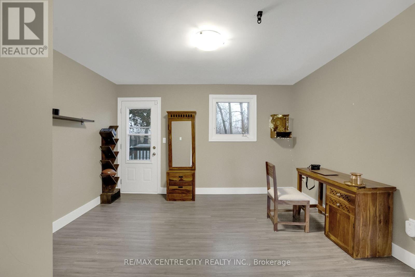 637 Jason Crescent, London South, Ontario  N6J 3E5 - Photo 17 - X12857624