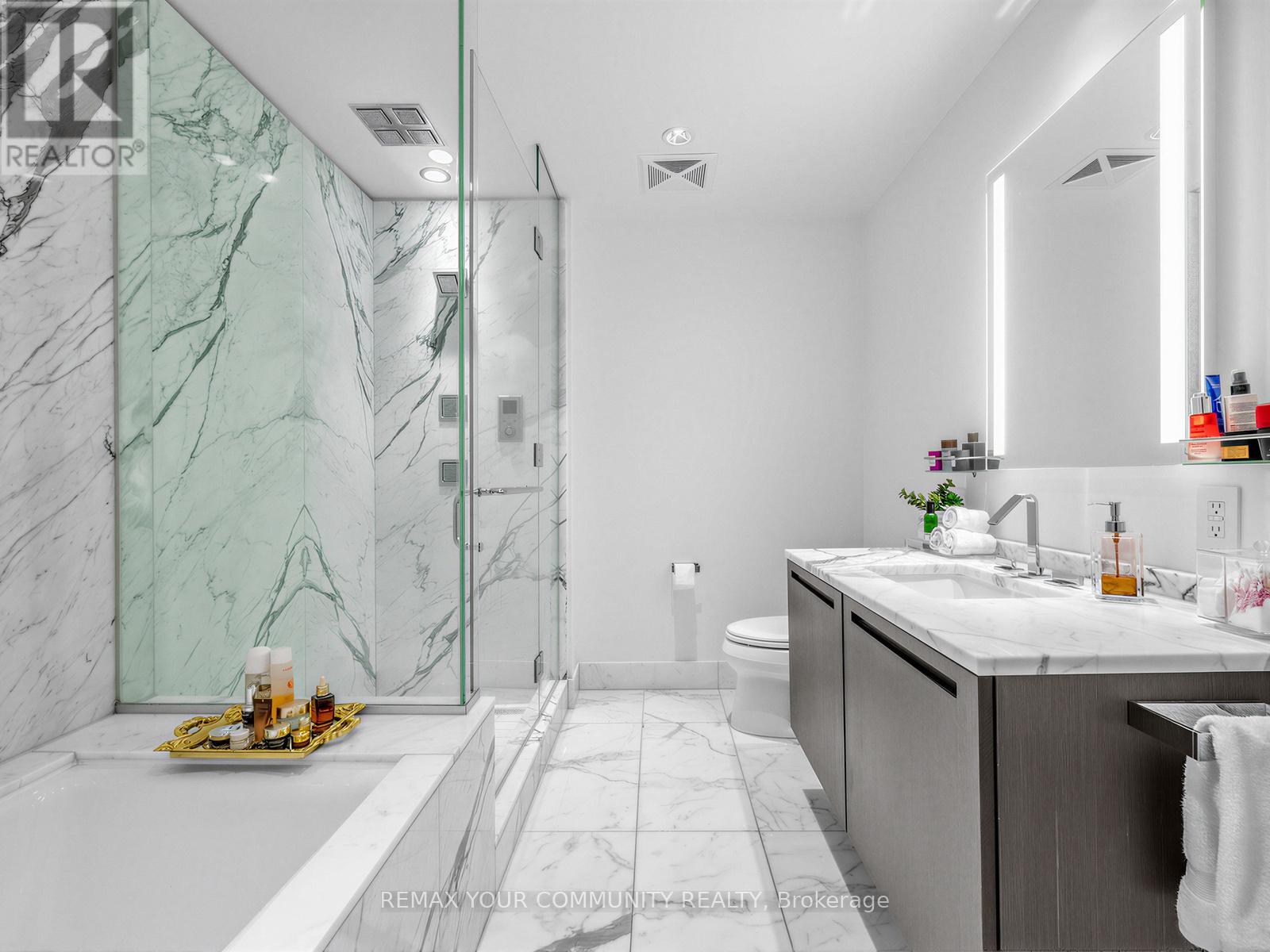 3504 - 180 University Avenue, Toronto, Ontario  M5H 0A2 - Photo 16 - C12879296