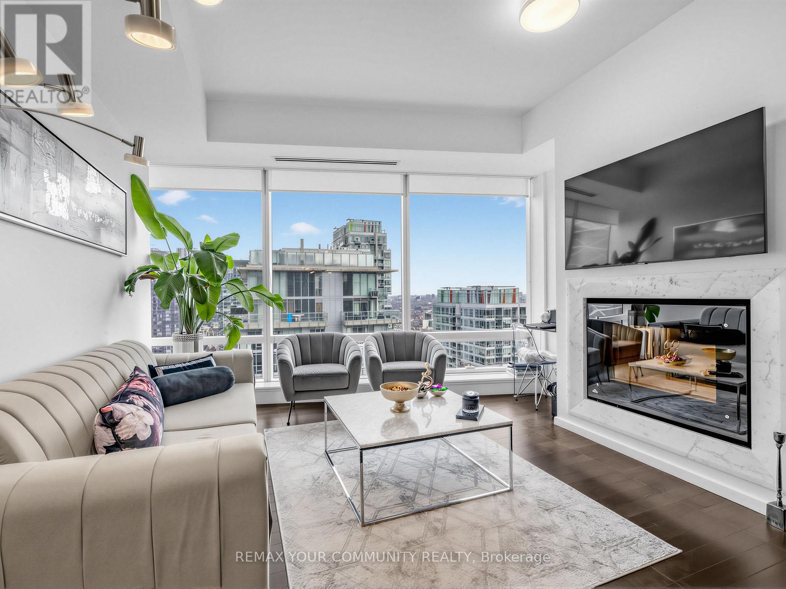 3504 - 180 University Avenue, Toronto, Ontario  M5H 0A2 - Photo 6 - C12879296