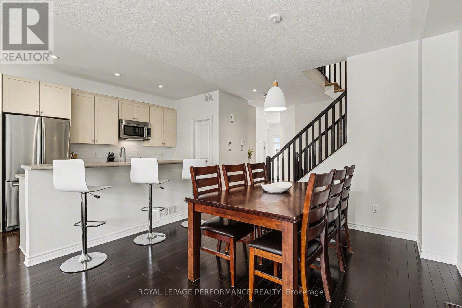 810 White Alder Avenue, Ottawa, Ontario  K1T 0G2 - Photo 4 - X12847700