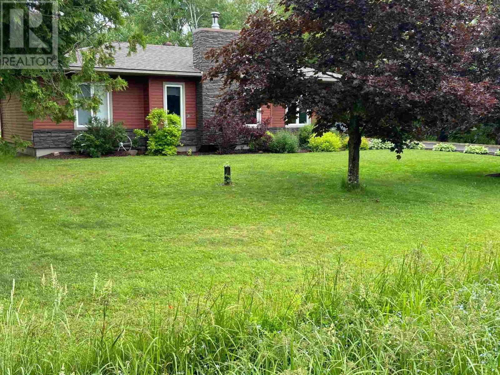 1370 Third Lin E, Sault Ste. Marie, Ontario  P6A 0E1 - Photo 28 - SM260463