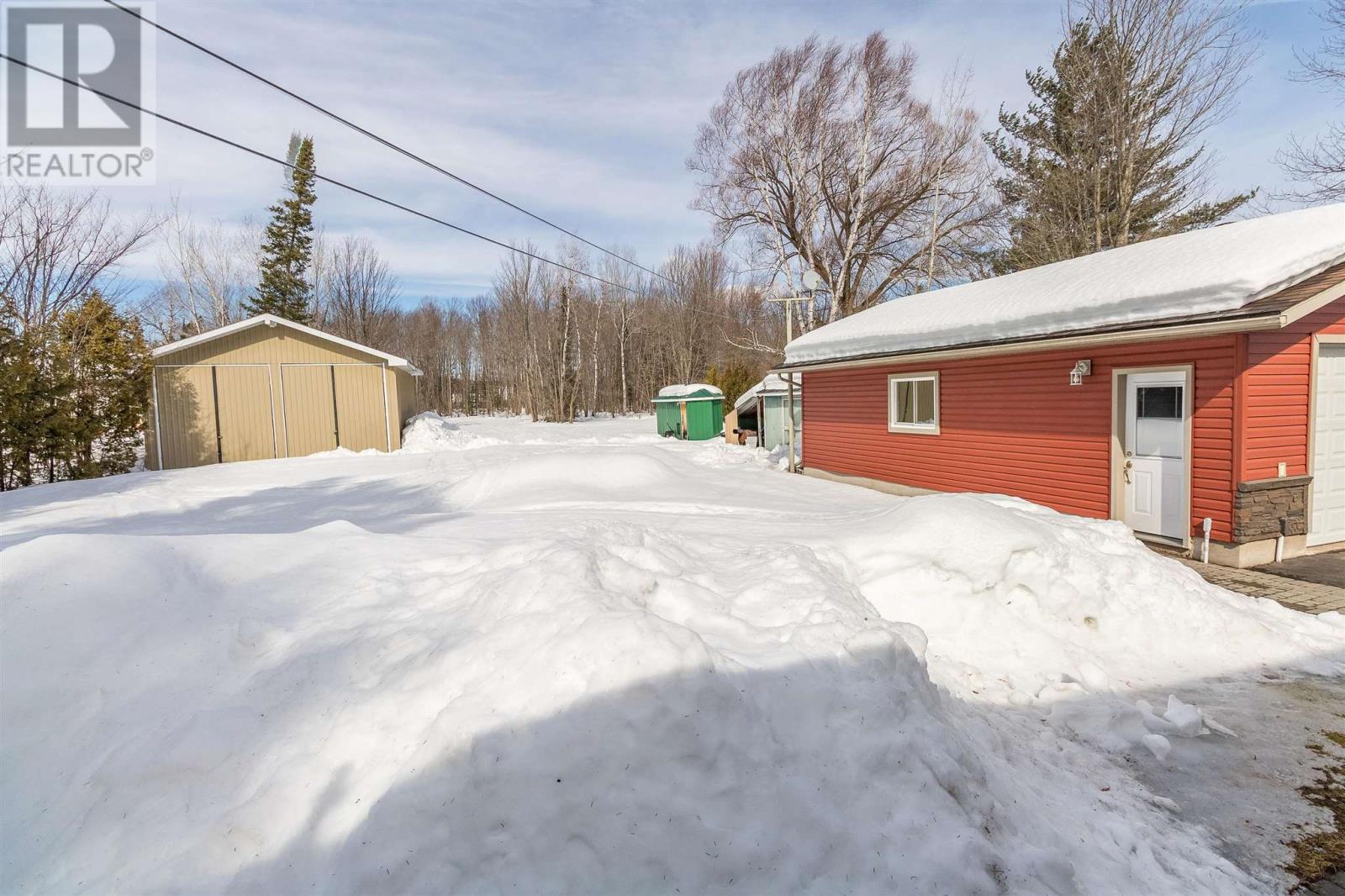 1370 Third Lin E, Sault Ste. Marie, Ontario  P6A 0E1 - Photo 24 - SM260463