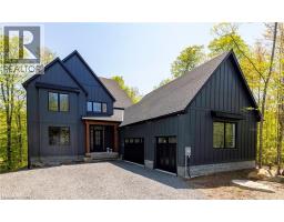 14 ST GEORGES Court, Huntsville, Ontario