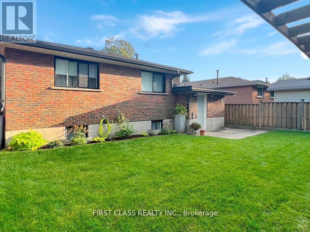 Bsmt - 24 Fintona Avenue, Toronto, Ontario  M1E 1V3 - Photo 14 - E12879252