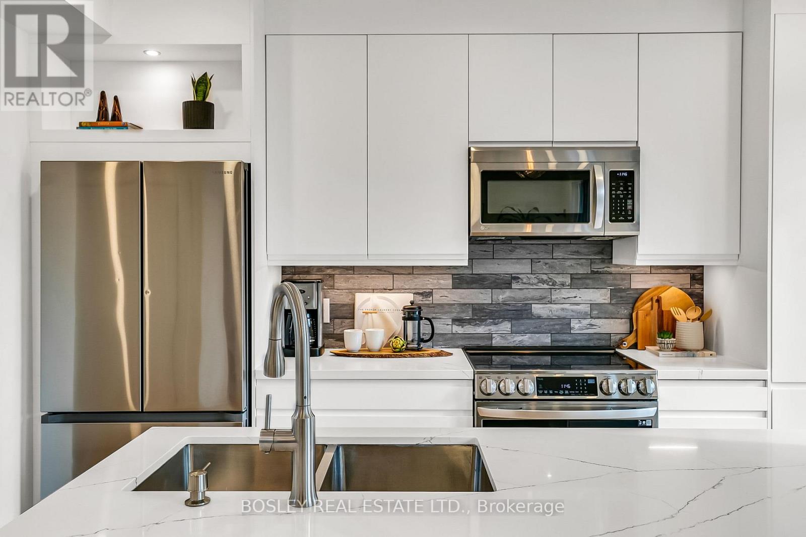 Main And Rear - 108 Moberly Avenue, Toronto, Ontario  M4C 4B1 - Photo 6 - E12879276