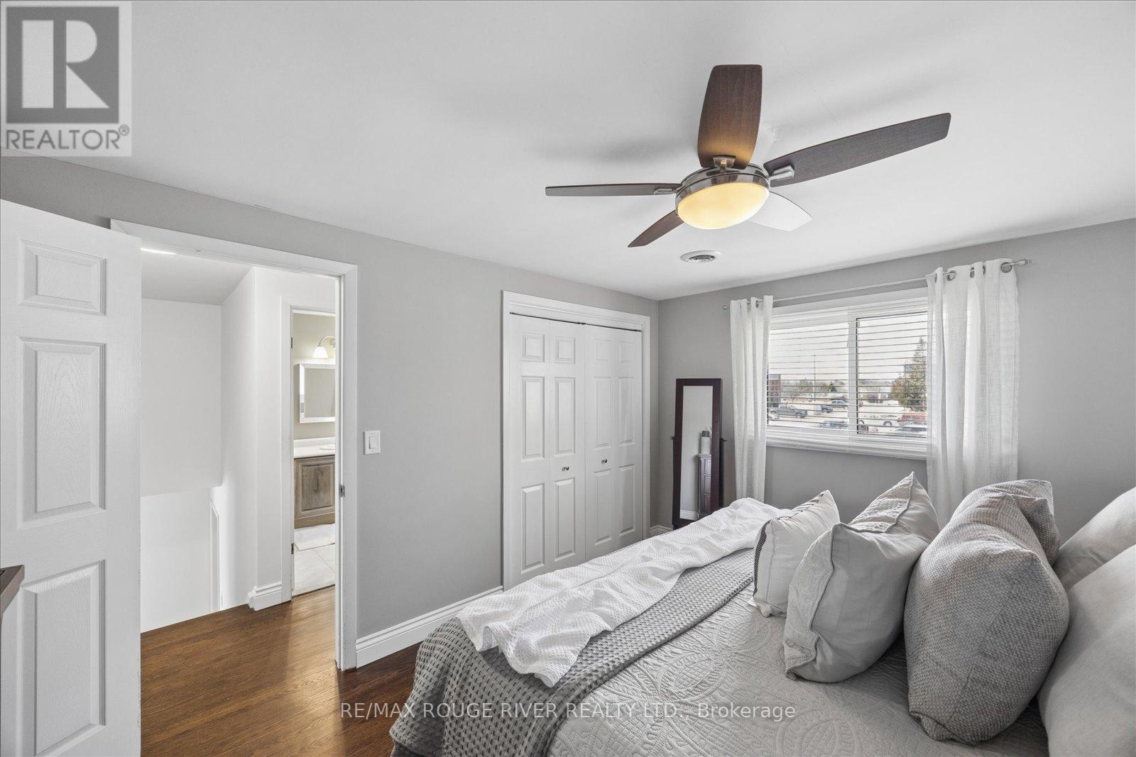 706 Fernhill Boulevard, Oshawa, Ontario  L1J 5K3 - Photo 19 - E12879300