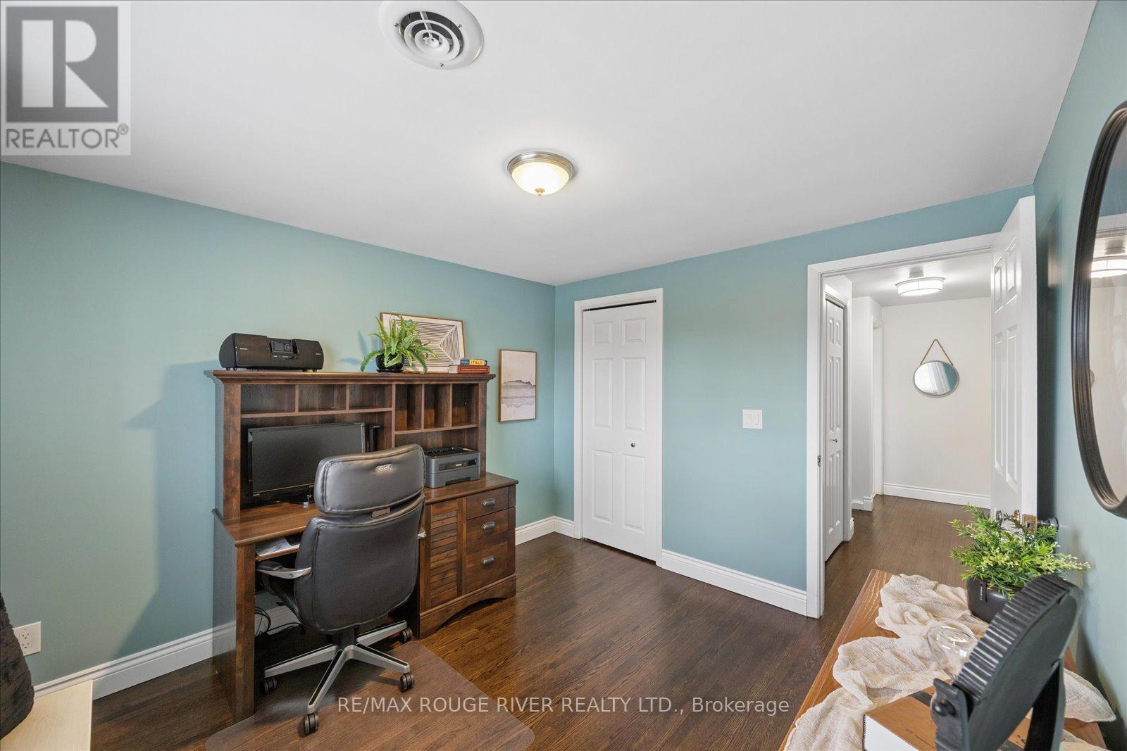 706 Fernhill Boulevard, Oshawa, Ontario  L1J 5K3 - Photo 23 - E12879300