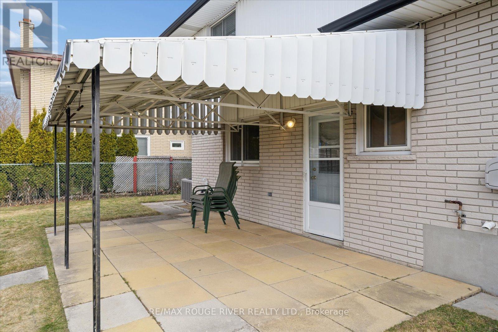 706 Fernhill Boulevard, Oshawa, Ontario  L1J 5K3 - Photo 30 - E12879300