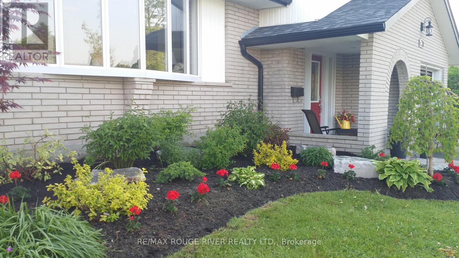 706 Fernhill Boulevard, Oshawa, Ontario  L1J 5K3 - Photo 37 - E12879300