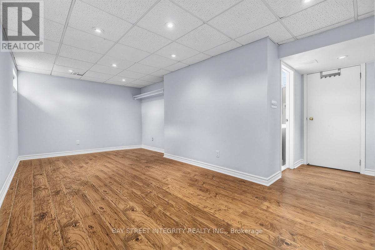 157 Orchard Heights Boulevard, Aurora, Ontario  L4G 3A3 - Photo 26 - N12874848