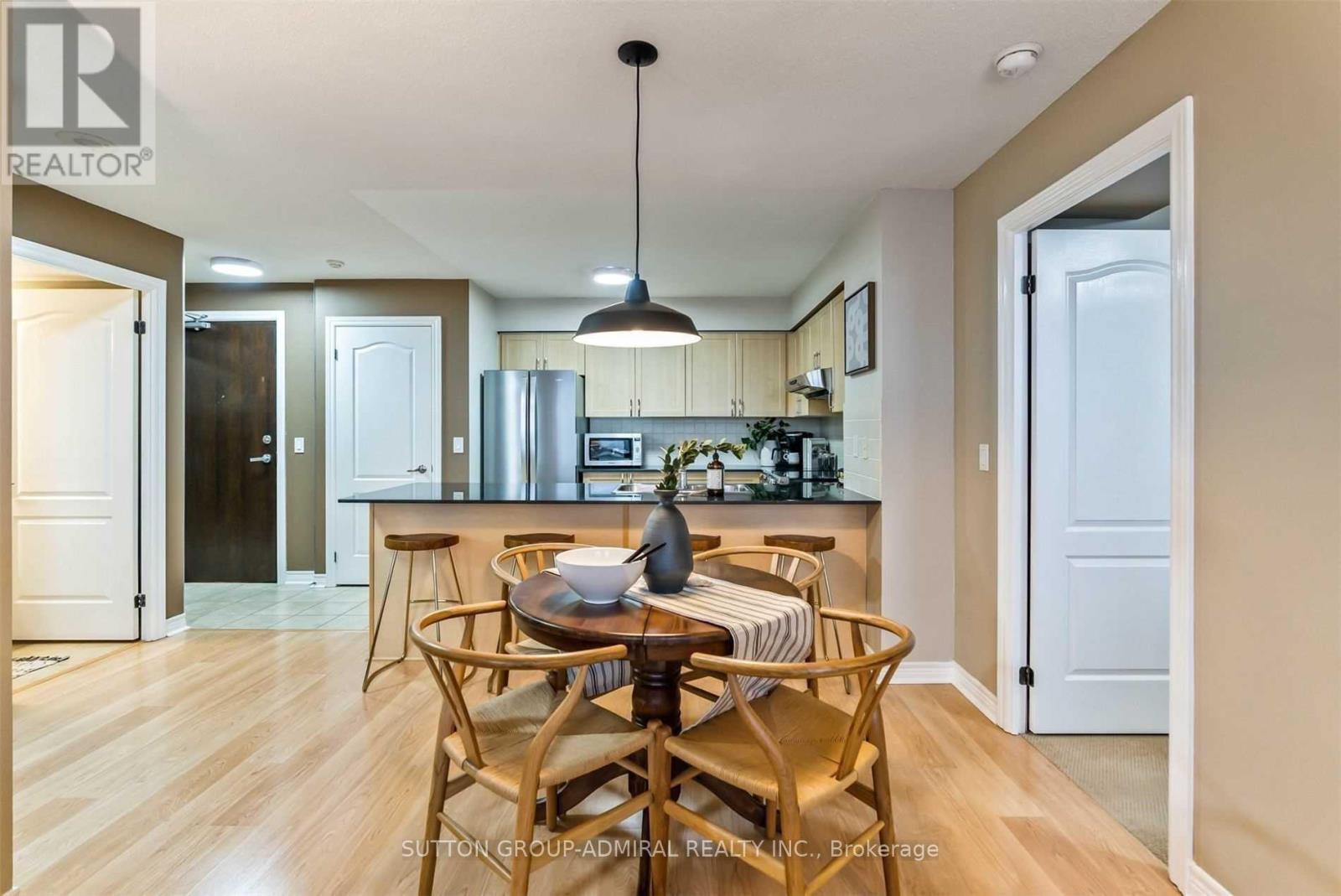 704 - 15 North Park Road, Vaughan, Ontario  L4J 0A1 - Photo 11 - N12879216