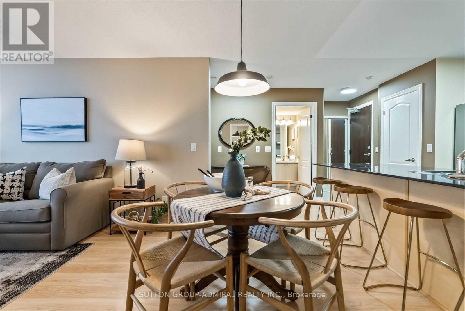 704 - 15 North Park Road, Vaughan, Ontario  L4J 0A1 - Photo 12 - N12879216