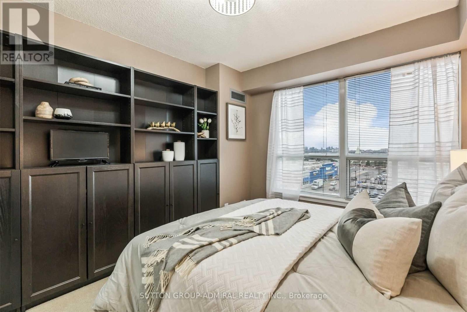 704 - 15 North Park Road, Vaughan, Ontario  L4J 0A1 - Photo 21 - N12879216