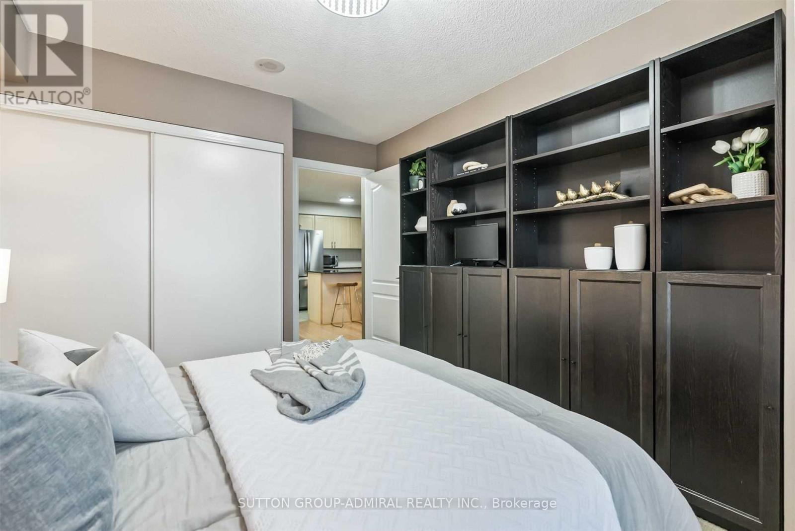 704 - 15 North Park Road, Vaughan, Ontario  L4J 0A1 - Photo 22 - N12879216