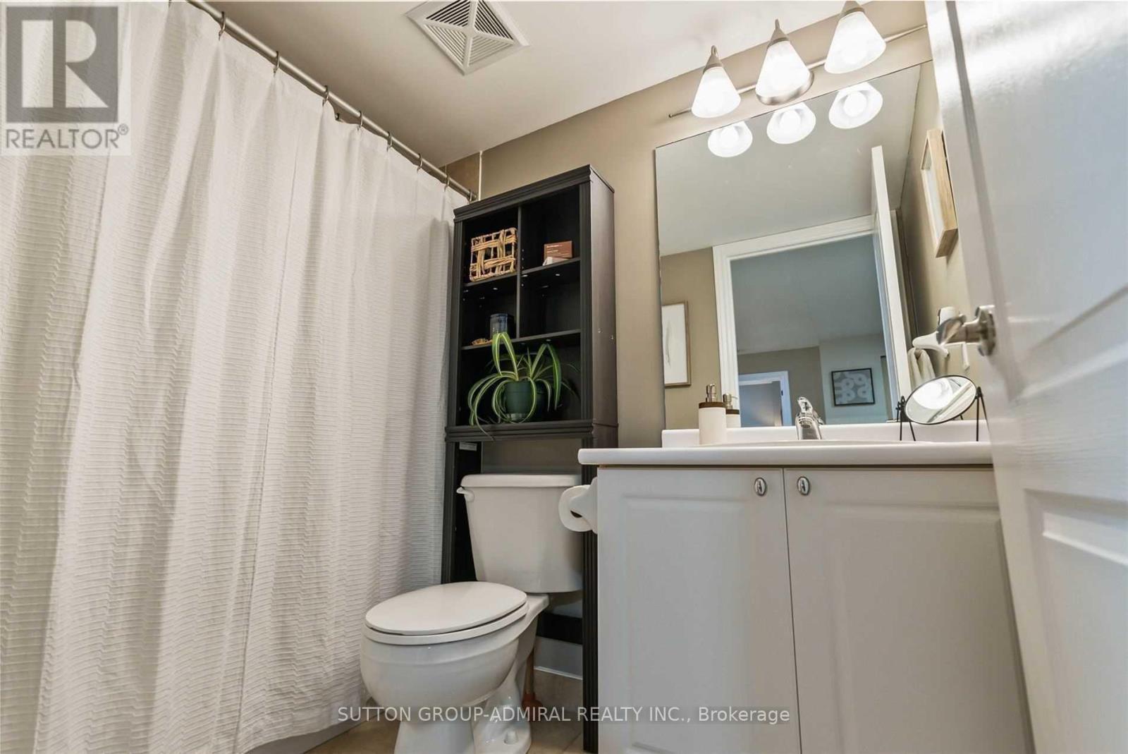 704 - 15 North Park Road, Vaughan, Ontario  L4J 0A1 - Photo 24 - N12879216