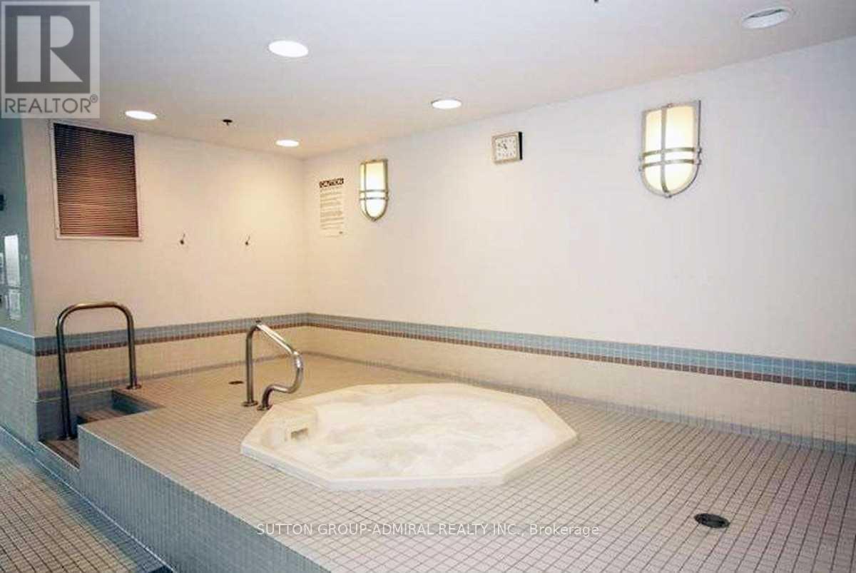 704 - 15 North Park Road, Vaughan, Ontario  L4J 0A1 - Photo 39 - N12879216