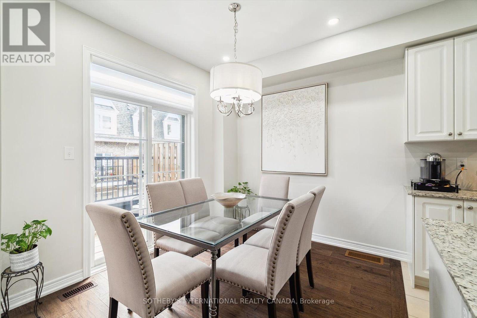 12 Deep River Lane S, Richmond Hill, Ontario  L4C 5S4 - Photo 21 - N12879220