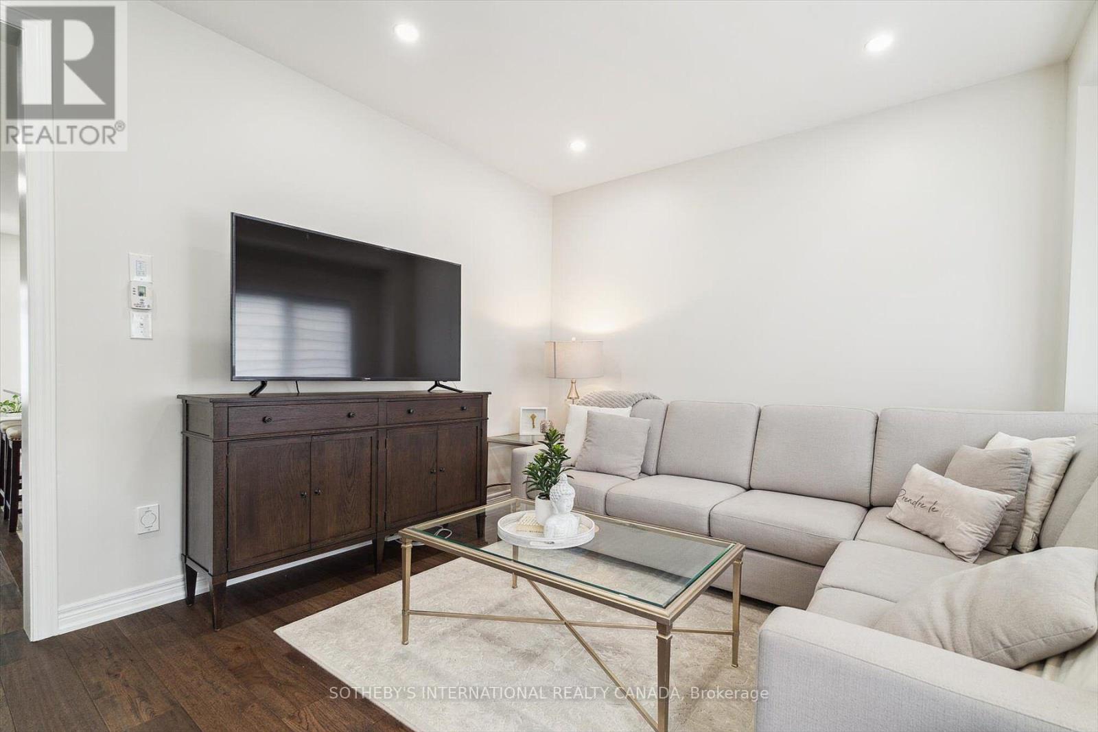 12 Deep River Lane S, Richmond Hill, Ontario  L4C 5S4 - Photo 29 - N12879220