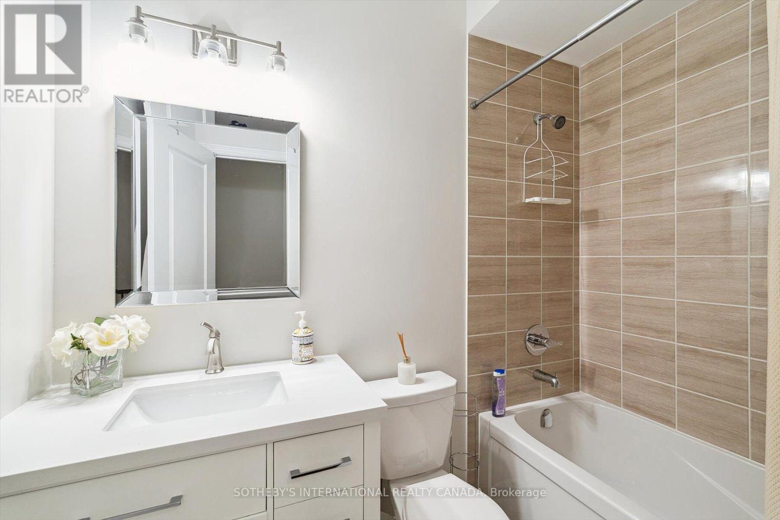 12 Deep River Lane S, Richmond Hill, Ontario  L4C 5S4 - Photo 40 - N12879220