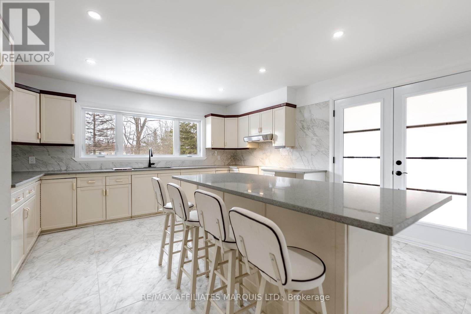 6254 Poplar Street, South Glengarry, Ontario  K0C 1E0 - Photo 37 - X12879282