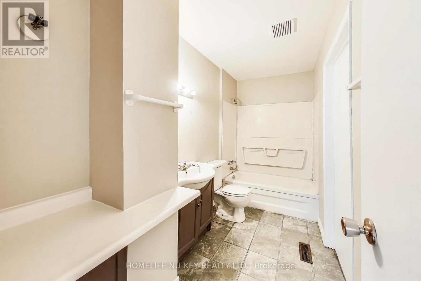 77 Frost Trail, Barrie, Ontario  L4N 4Z8 - Photo 19 - S12879246