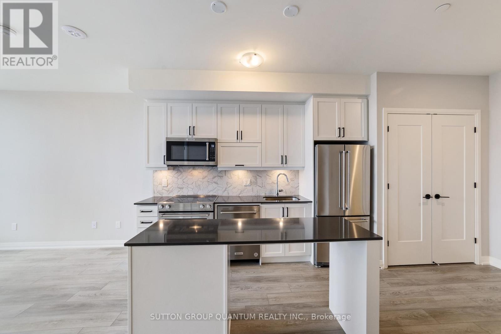 709 - 3006 William Cutmore Boulevard, Oakville (Jm Joshua Meadows), Ontario  L6H 3A4 - Photo 10 - W12879228