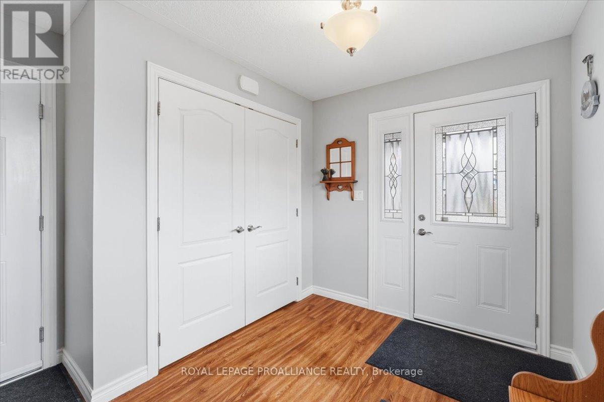 74 Conger Drive, Prince Edward County, Ontario  K0K 3L0 - Photo 5 - X12877380