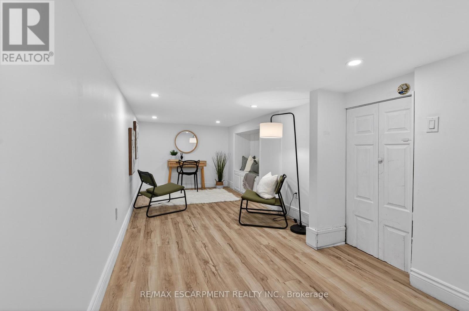 8 East 23rd Street, Hamilton, Ontario  L8V 2W6 - Photo 31 - X12879232