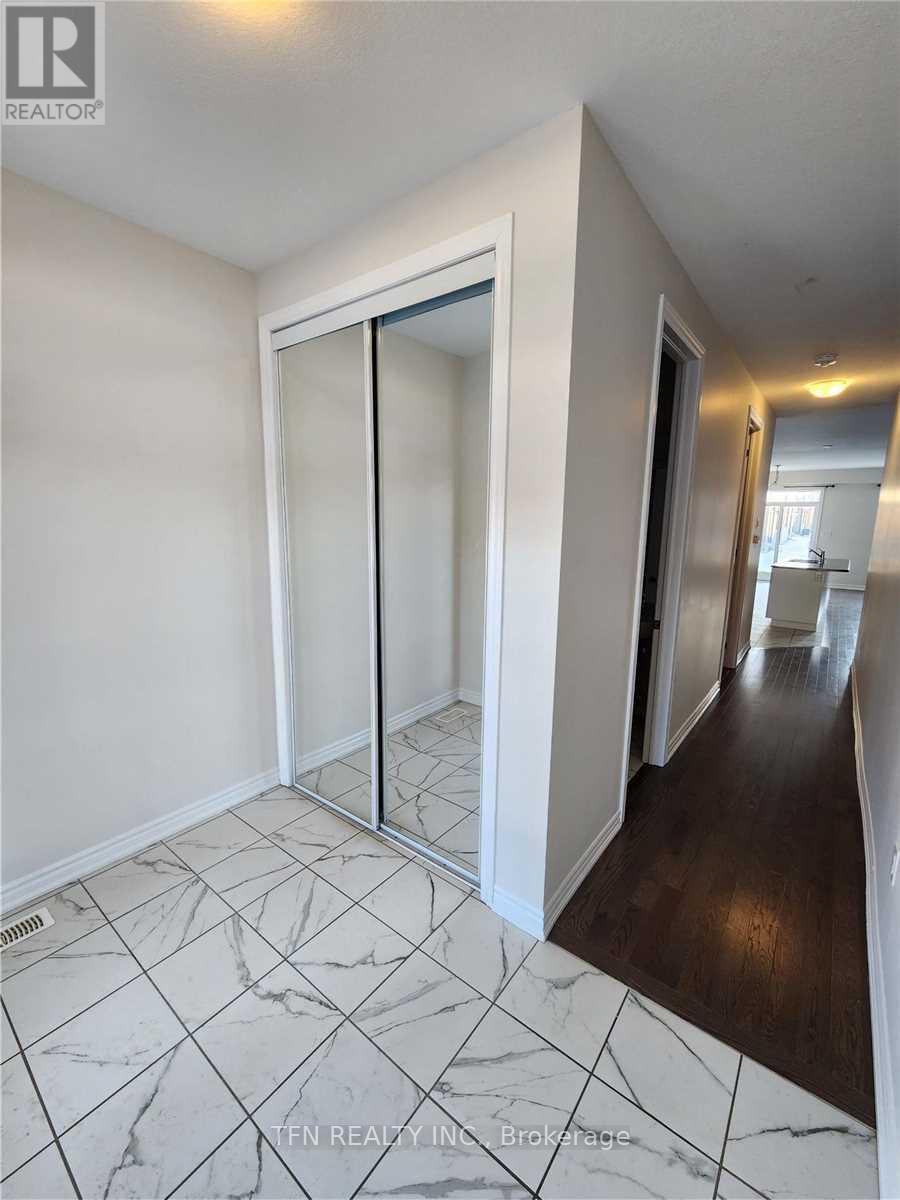 97 Rainbow Drive, Haldimand, Ontario  N3W 0E8 - Photo 2 - X12879244