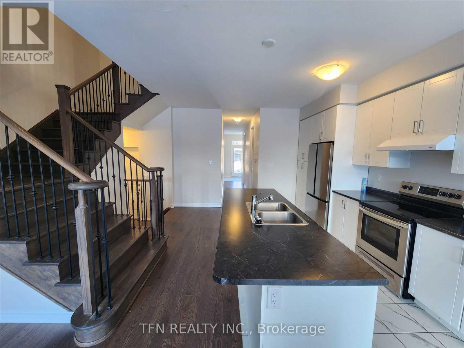 97 Rainbow Drive, Haldimand, Ontario  N3W 0E8 - Photo 5 - X12879244