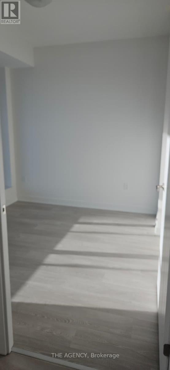 2005 - 1 Quarrington Lane, Toronto, Ontario  M3C 0S4 - Photo 12 - C12837692