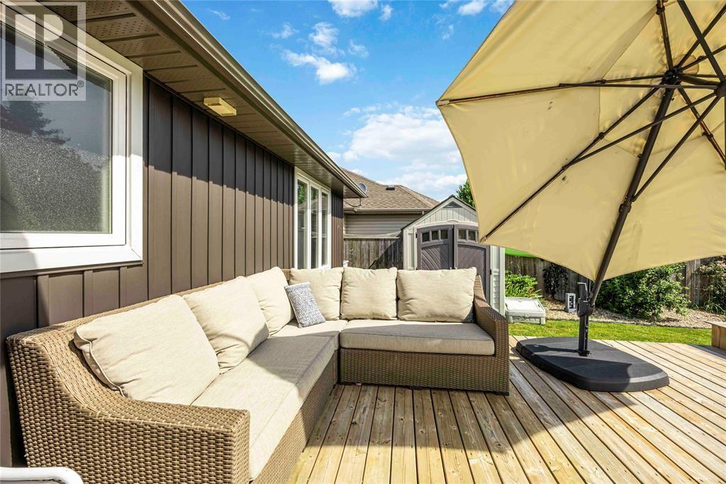 809 Second Crescent, Plympton-Wyoming photo 13
