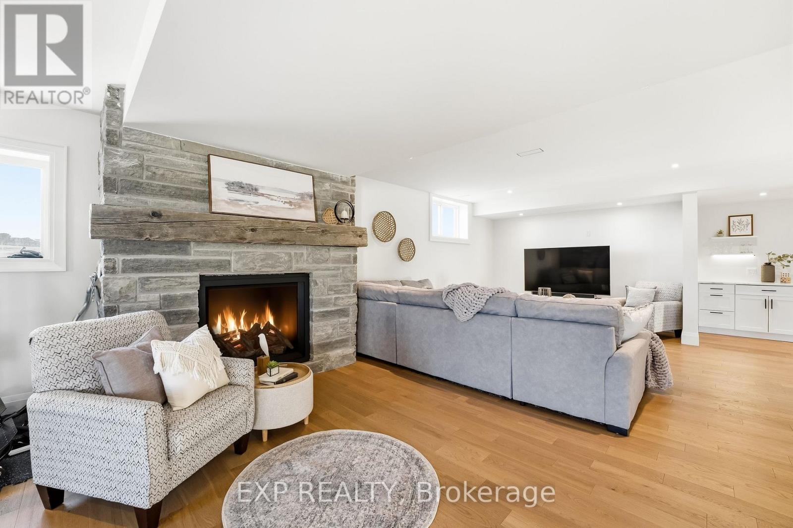 252 Hwy 7a, Kawartha Lakes, Ontario  L0A 1C0 - Photo 38 - X12874466