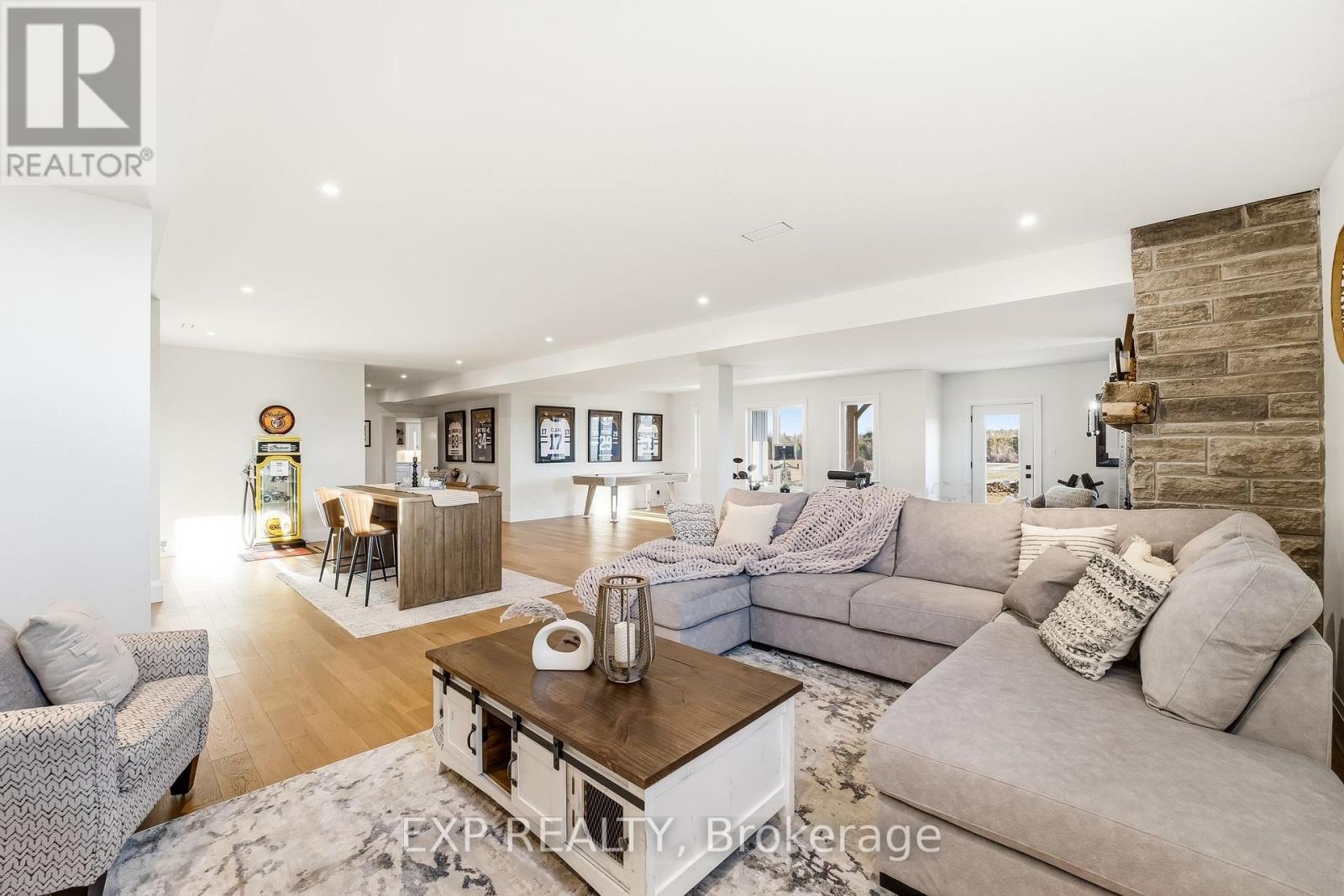 252 Hwy 7a, Kawartha Lakes, Ontario  L0A 1C0 - Photo 39 - X12874466