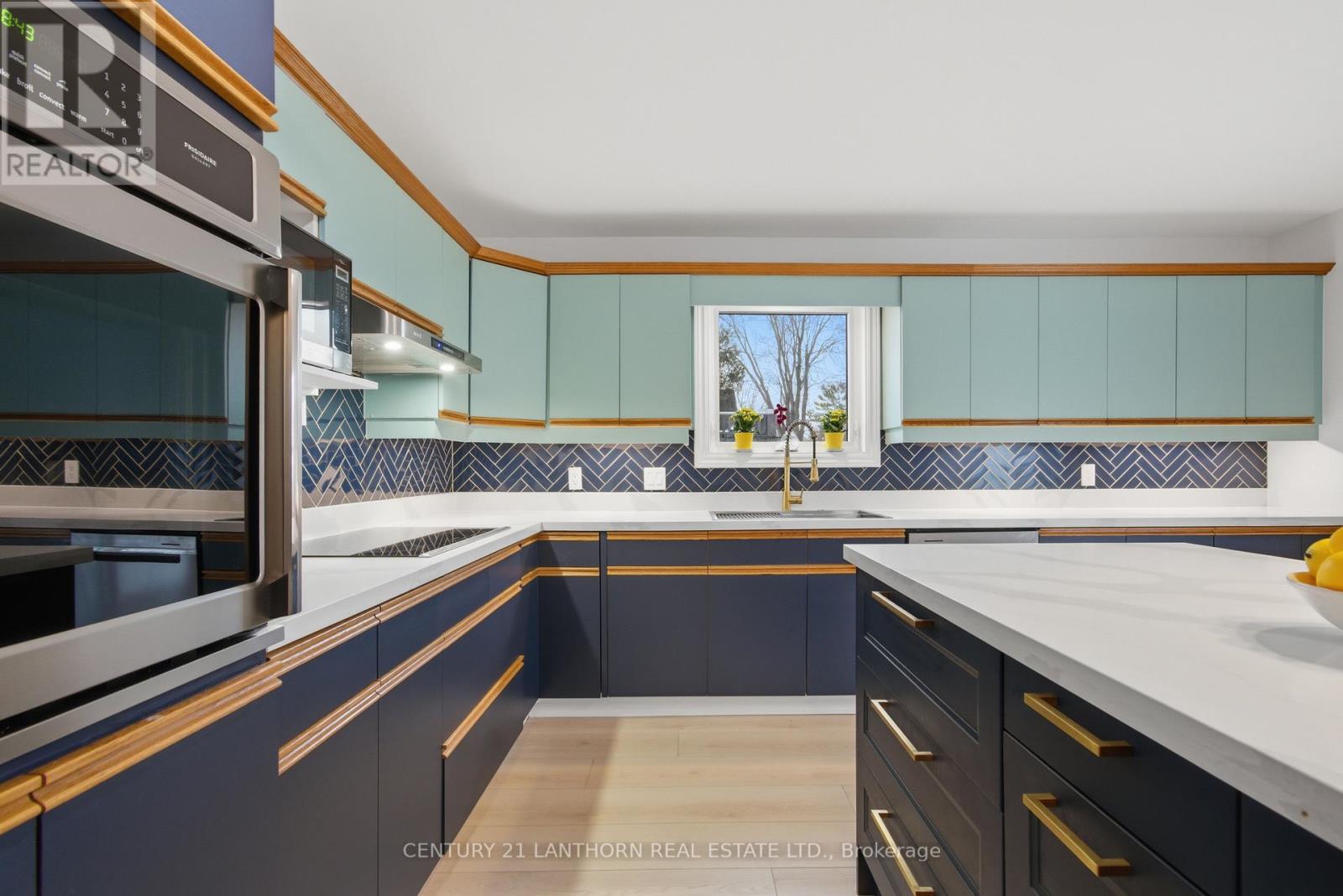 84 Westwind Crescent, Prince Edward County, Ontario  K0K 3L0 - Photo 13 - X12879344